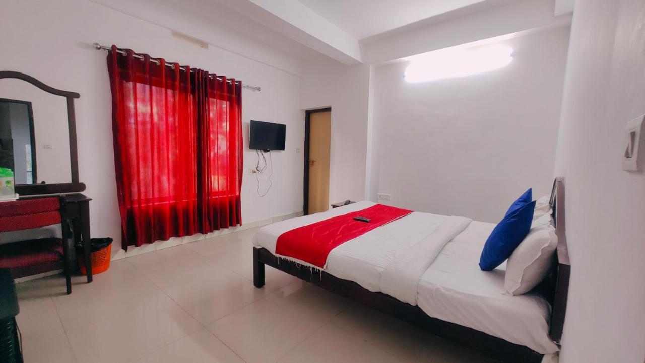Lumino Karthika Hotel Munnar Kültér fotó